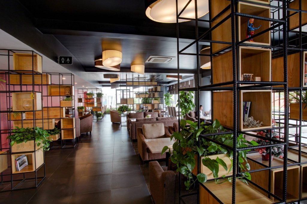 10+ Quán Cafe Đẹp Ở Ninh Bình "Gây Thương Nhớ" Du Khách