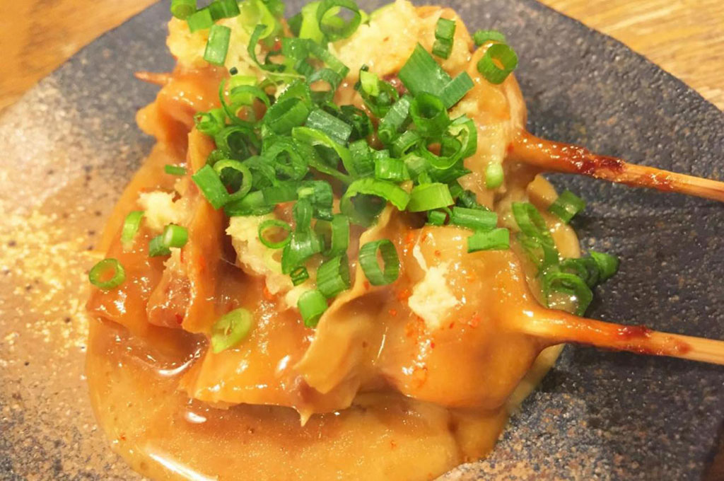 Ăn Gì Ở Osaka: 11+ Đặc Sản, Món Ngon Nên Thử & Có Địa Chỉ