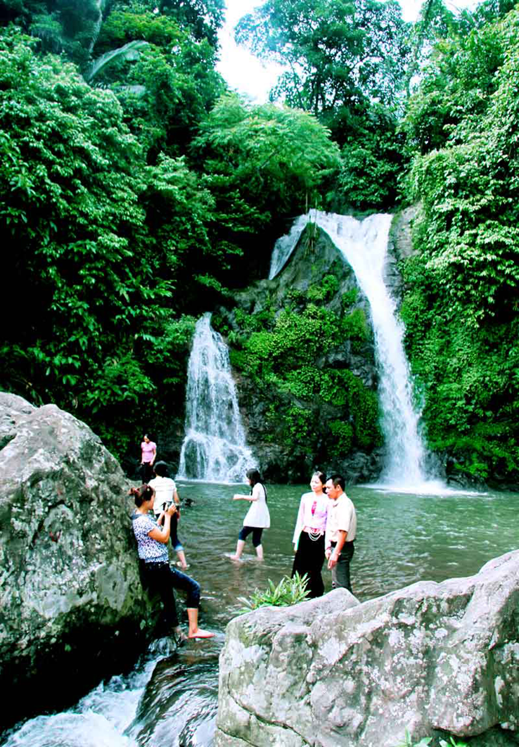 9+ Địa Điểm Cắm Trại Ở Hòa Bình Vừa Đẹp & Vừa "Chill"