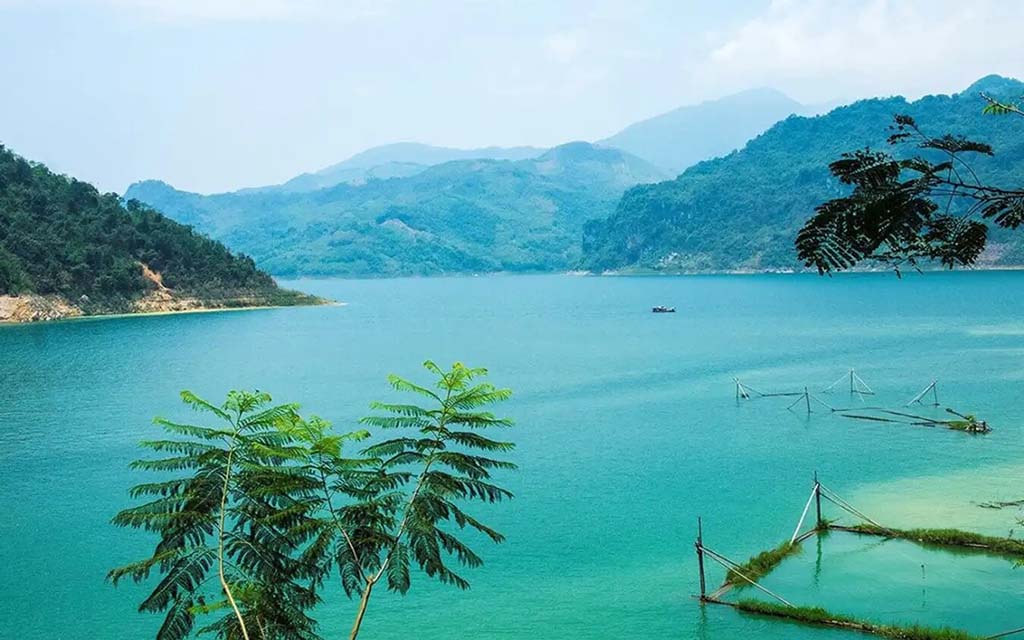 9+ Địa Điểm Cắm Trại Ở Hòa Bình Vừa Đẹp & Vừa "Chill"