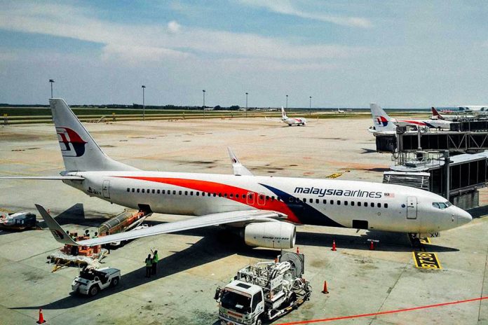 cach-di-chuyen-tu-san-bay-kuala-lumpur-ve-trung-tam